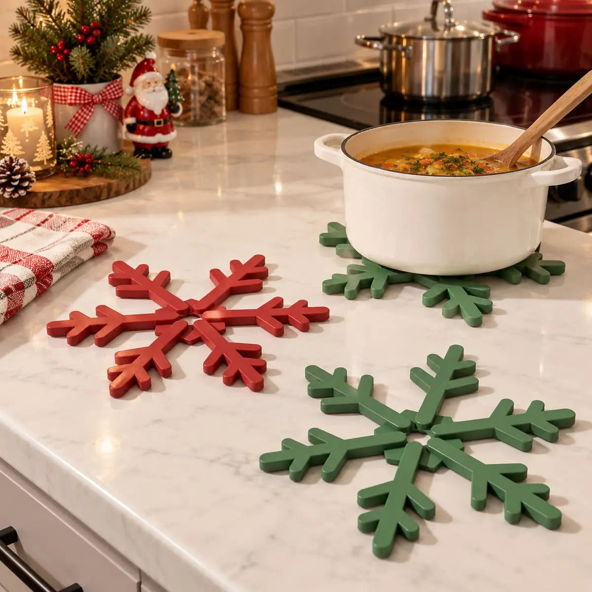 Dessous de Plat de Noël en Silicone Pliable – Flocon de Neige Résistant à 230 °C